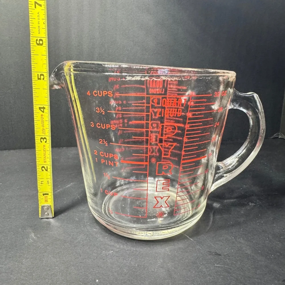 Vintage Pyrex #532 4 Cup 1 Quart Glass Measuring Cup Red Lettering Double Spout